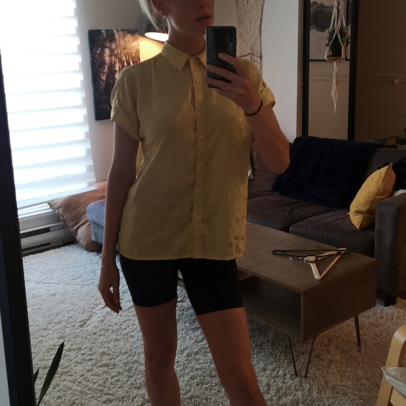 Yellow button up shirt - Picture 2 of 5